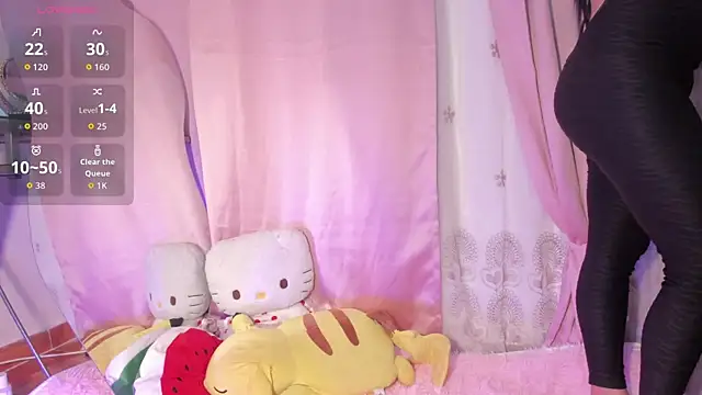 Snapshot of ally_sun__ chatting on October 2025 07:04:01 PM ally sun online show from October 2025 07:04:01 PM