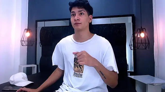 Jhojan twink online show from January 2026 04:29:02 AM