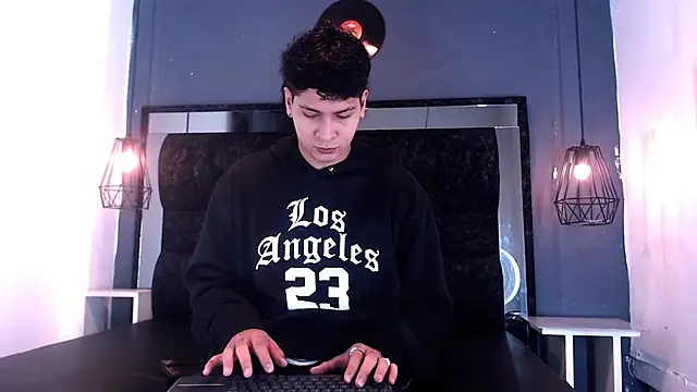 Jhojan twink online show from January 2026 04:27:02 AM