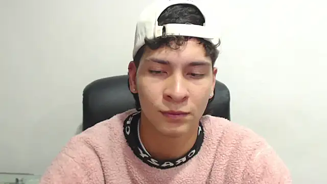 Snapshot of Jhojan_twink chatting on March 2025 12:47:01 AM Jhojan twink online show from March 2025 12:47:01 AM