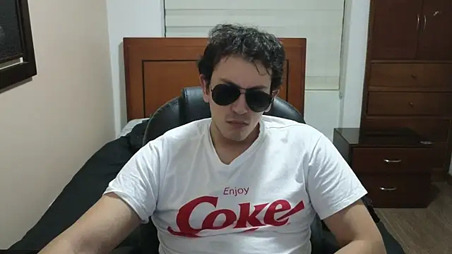 Snapshot of hardaftercum chatting on March 2025 04:14:02 AM hardaftercum online show from March 2025 04:14:02 AM