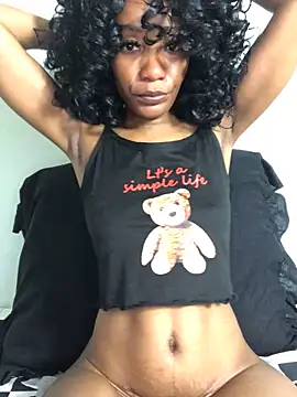 Snapshot of Miss__Mandy chatting on November 2025 07:47:02 PM Miss Mandy online show from November 2025 07:47:02 PM