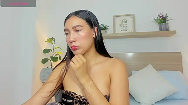 nina blake online show from September 2025 02:17:01 AM