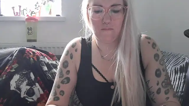 Sizzling Indie36 online show from October 2025 12:15:02 PM