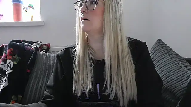 Sizzling Indie36 online show from November 2025 02:40:01 PM