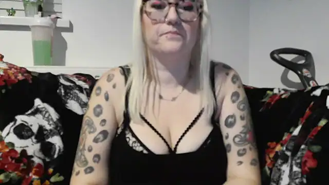 Sizzling Indie36 online show from November 2025 05:40:01 PM