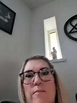 Sizzling Indie36 online show from November 2025 02:20:02 PM