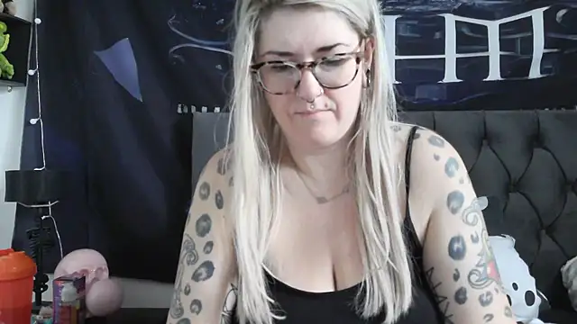 Sizzling Indie36 online show from December 2025 12:11:01 PM