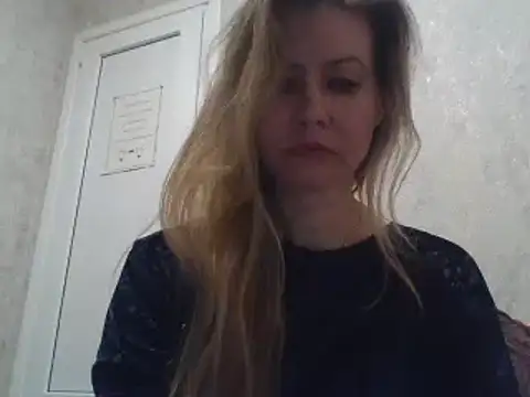 Eva Neon online show from March 2025 07:06:02 PM