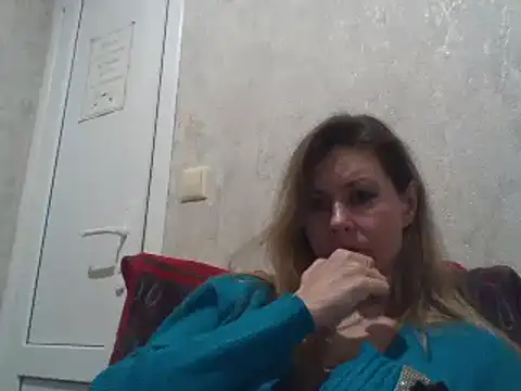 Eva Neon online show from March 2025 05:55:02 PM