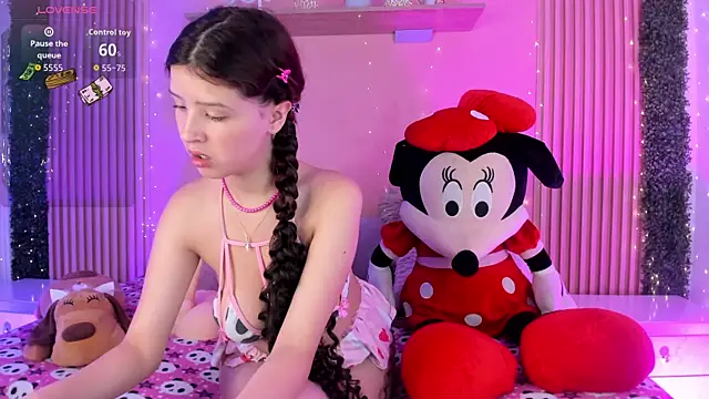 Sophie joyy online show from December 2025 04:28:02 AM