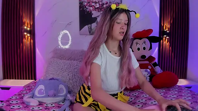 Sophie joyy online show from March 2026 04:42:02 AM