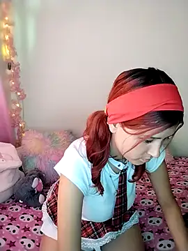 Snapshot of Sophie_joyy chatting on October 2025 07:04:02 PM Sophie joyy online show from October 2025 07:04:02 PM