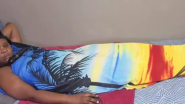 Snapshot of spicybootie chatting on December 2025 06:35:02 AM spicybootie online show from December 2025 06:35:02 AM