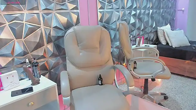 Dayanne campbelll online show from March 2026 04:30:01 AM