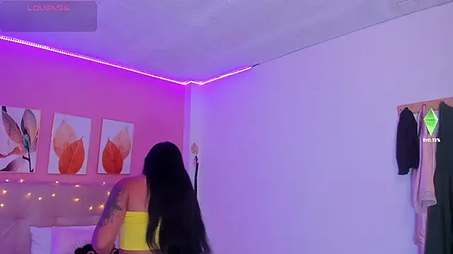 Molly h0t online show from December 2025 12:52:02 PM