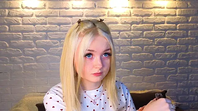 minigirl online show from March 2025 04:05:02 AM