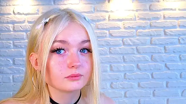 minigirl online show from March 2025 10:17:02 AM