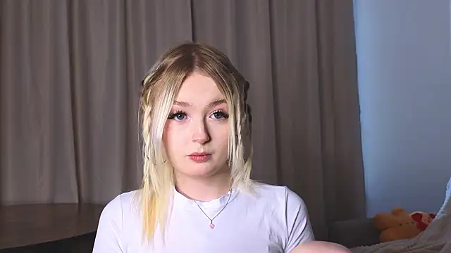 minigirl online show from February 2026 05:02:01 AM