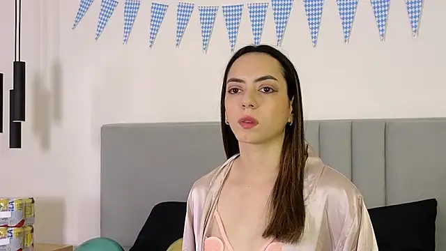 RoseWillsson online show from September 2025 12:33:02 PM