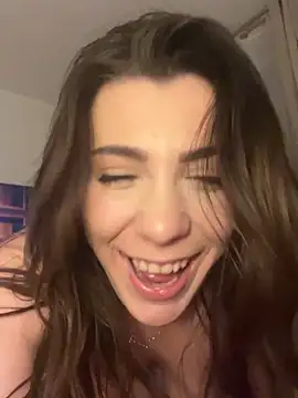 Natasha Cameron22 online show from April 2026 09:43:02 PM