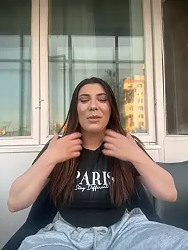Natasha Cameron22 online show from May 2026 05:41:01 PM