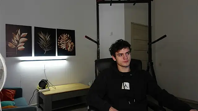 Snapshot of Brad_Holloway chatting on November 2025 06:25:01 AM Brad Holloway online show from November 2025 06:25:01 AM