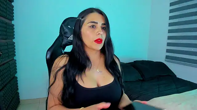 hannarusso online show from February 2026 12:33:02 AM