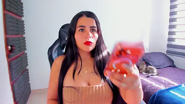 hannarusso online show from February 2026 09:17:01 PM