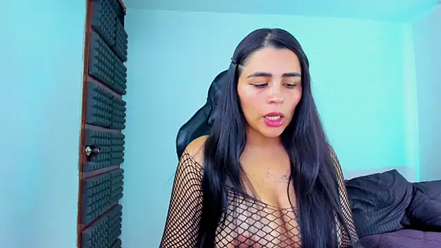 hannarusso online show from February 2026 08:41:01 PM