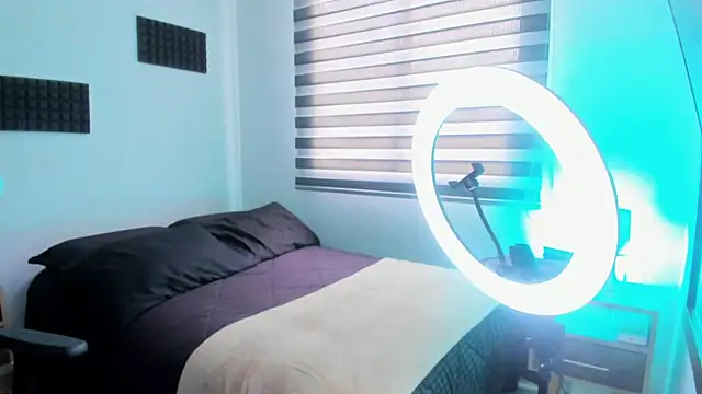 hannarusso online show from March 2026 09:27:02 PM