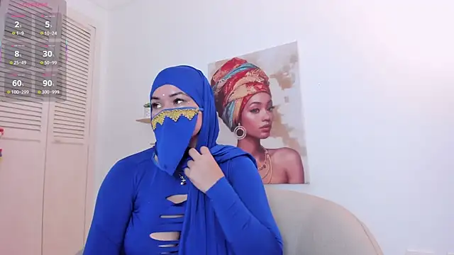 Layla arabelle online show from September 2025 08:08:02 PM