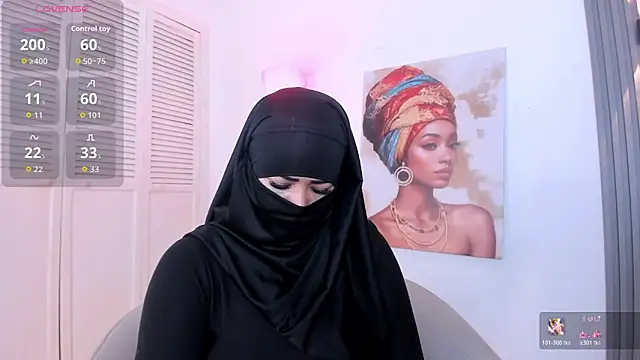 Layla arabelle online show from February 2026 08:10:02 PM