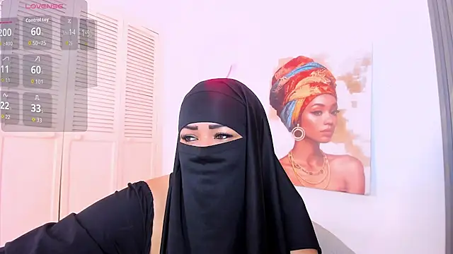 Layla arabelle online show from February 2026 08:52:02 PM