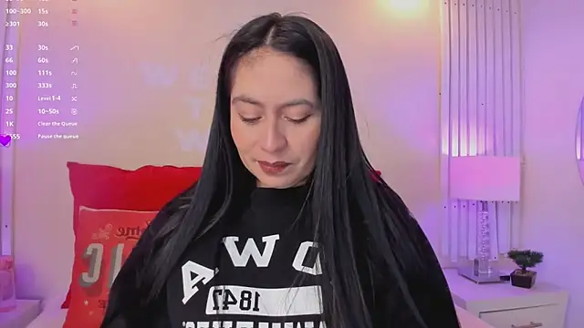 AliceCorner online show from November 2025 12:00:02 PM