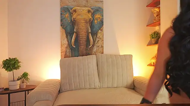 AliceCorner online show from May 2026 12:02:01 PM