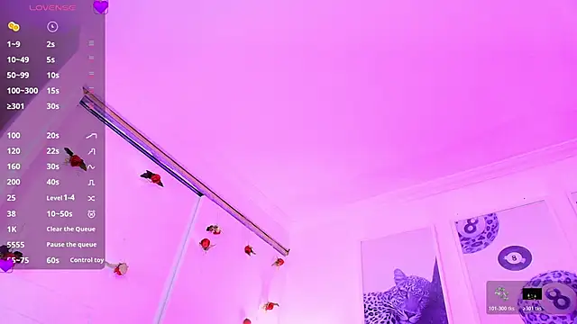 Valen ross  online show from February 2026 10:18:01 PM