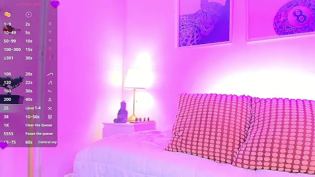 Valen ross  online show from February 2026 10:43:02 PM