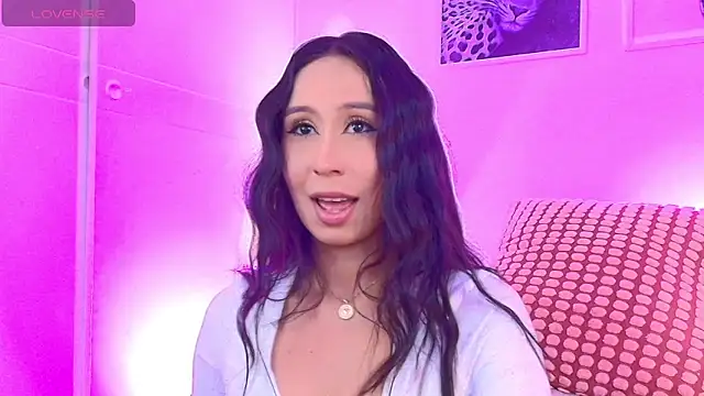 Valen ross  online show from May 2026 11:44:01 PM