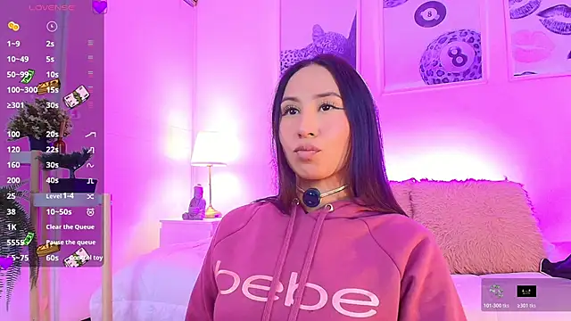 Valen ross  online show from March 2026 10:26:01 PM