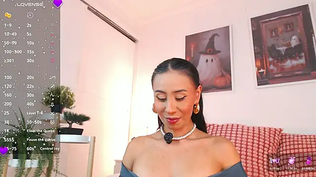 Valen ross  online show from November 2025 12:33:01 AM