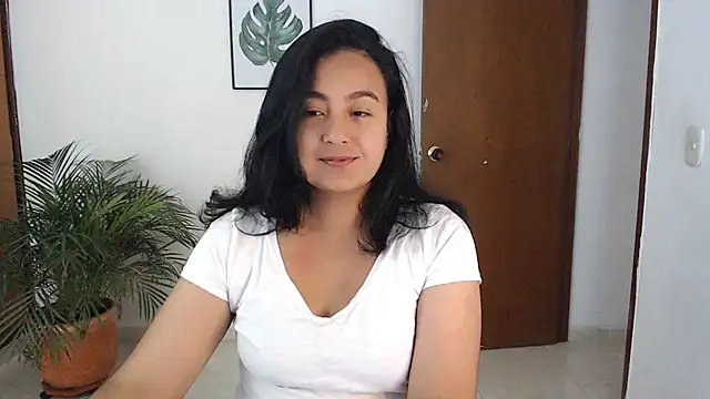 Snapshot of Themagicpotion chatting on June 2026 03:23:02 PM Themagicpotion online show from June 2026 03:23:02 PM