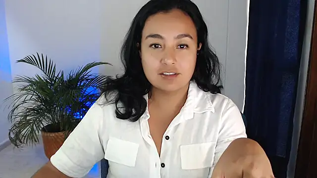 Snapshot of Themagicpotion chatting on July 2026 06:51:01 PM Themagicpotion online show from July 2026 06:51:01 PM