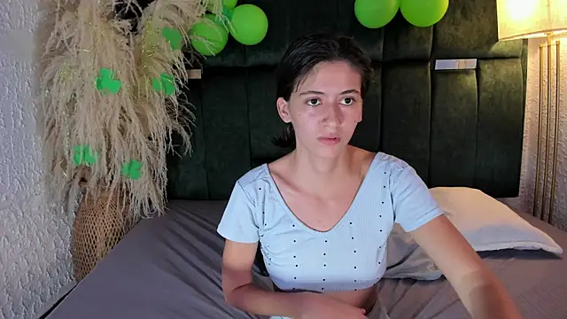 Charlotte lovely online show from March 2025 08:19:02 PM