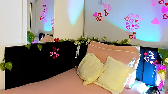 Snapshot of Zamantta chatting on September 2025 05:03:01 AM Zamantta online show from September 2025 05:03:01 AM