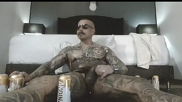 danilog515 online show from November 2025 11:08:02 PM