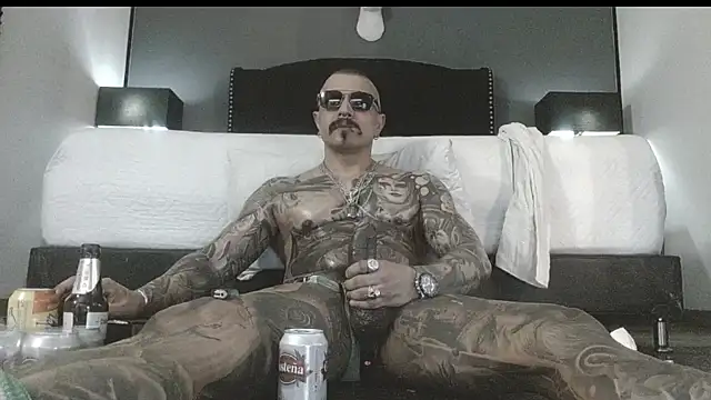 danilog515 online show from November 2025 12:15:02 AM