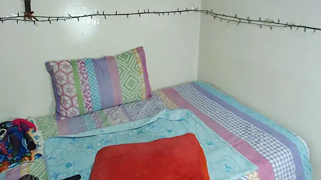 Samanta SS online show from November 2025 04:22:01 AM