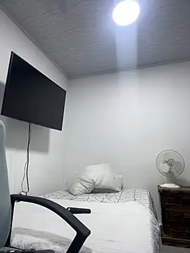 pareja curiosa19 online show from February 2026 01:26:01 AM