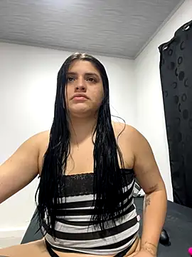 pareja curiosa19 online show from October 2025 04:59:01 AM